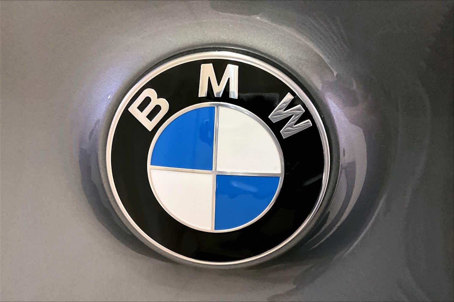 Used 2026 Skyscraper Grey Metallic BMW 30 xDrive image 31