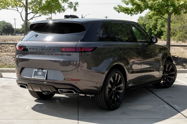 New 2026 Charente Grey Land Rover Dynamic SE image 11