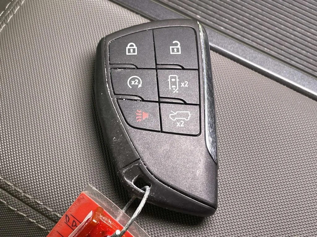 Used 2025 Blue GMC 2X image 40