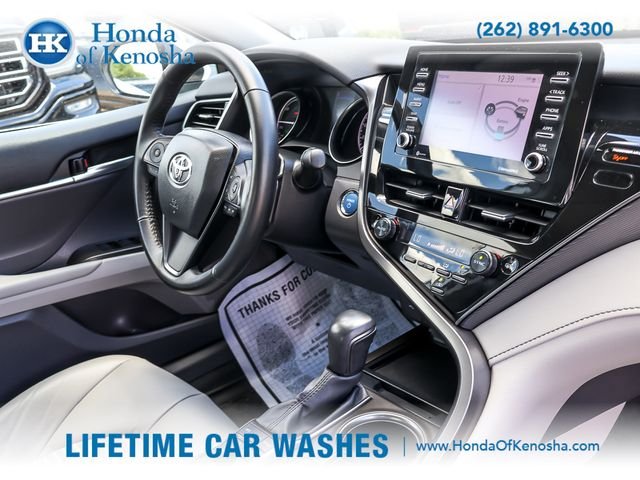 Used 2024 Ice Toyota SE image 26