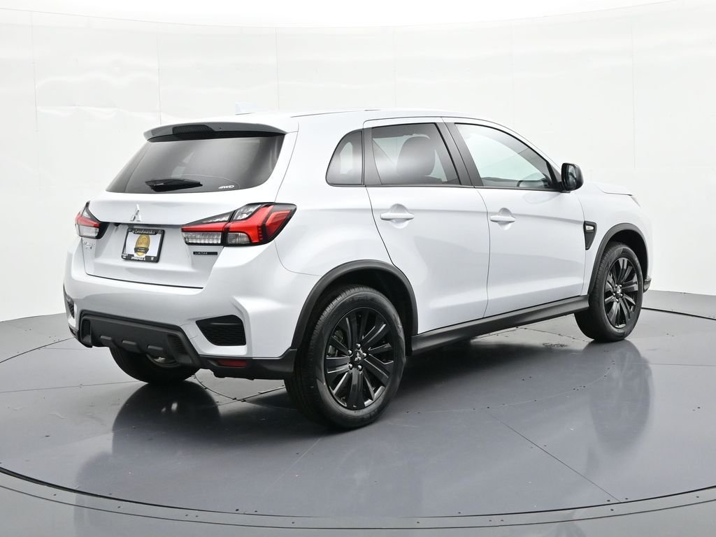 New 2026 White Mitsubishi 2.0 LE image 5