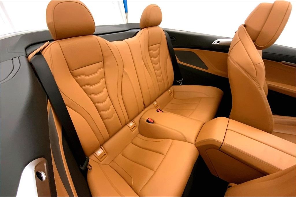 Used 2024 Portimao Blue Metallic BMW  image 15