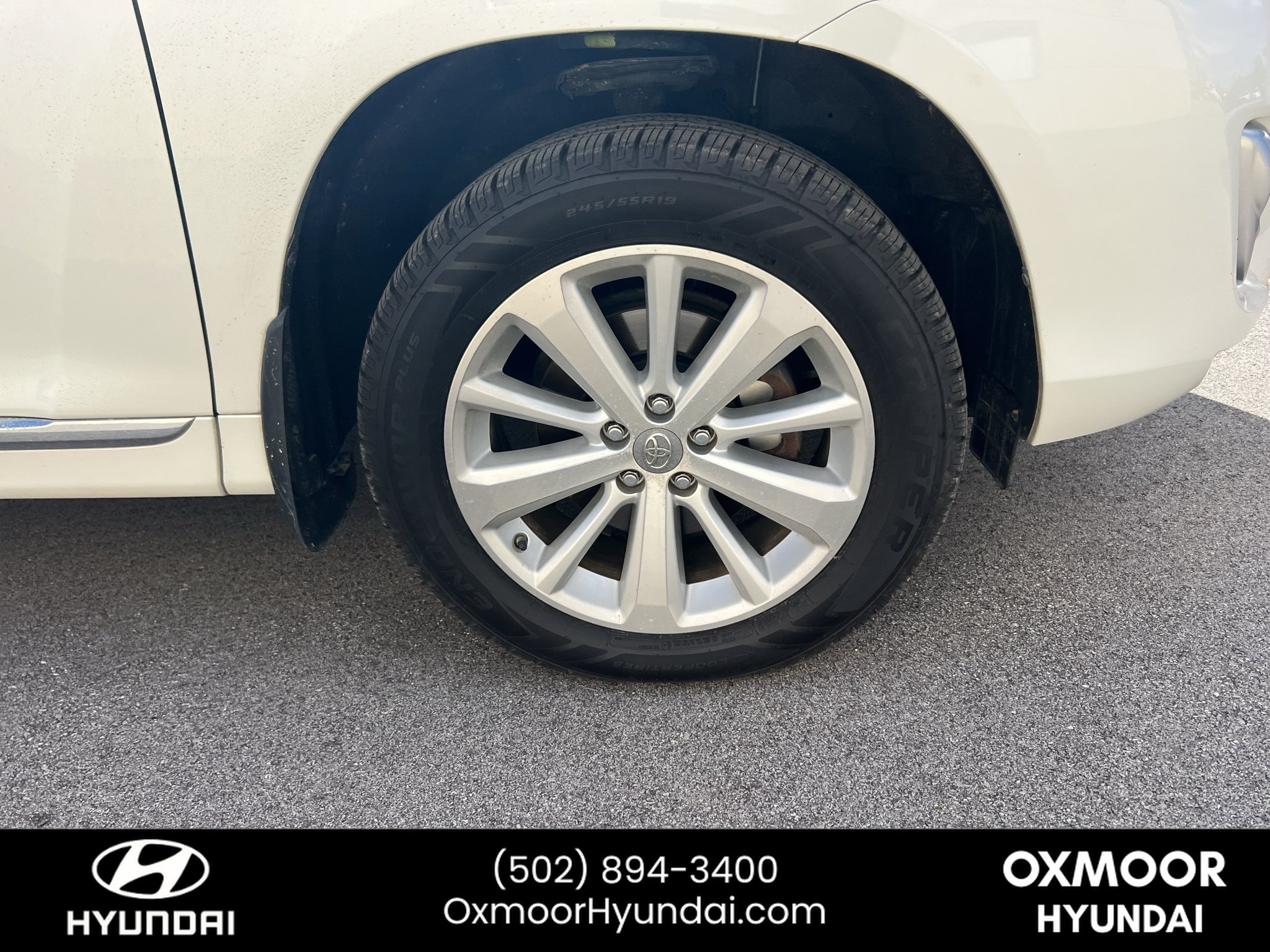 Used 2013 Blizzard Pearl Toyota Limited image 4