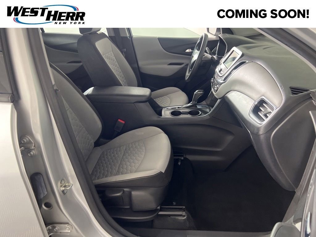 2019 Chevrolet Equinox LS's photo
