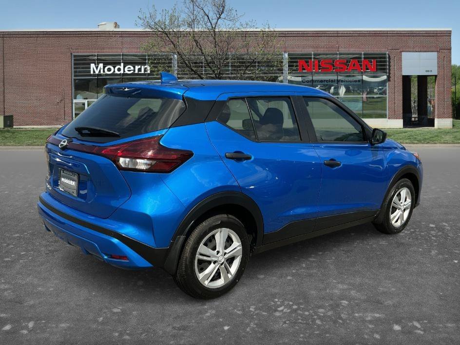 Certified Used 2025 Electric Blue Metallic Nissan S image 4