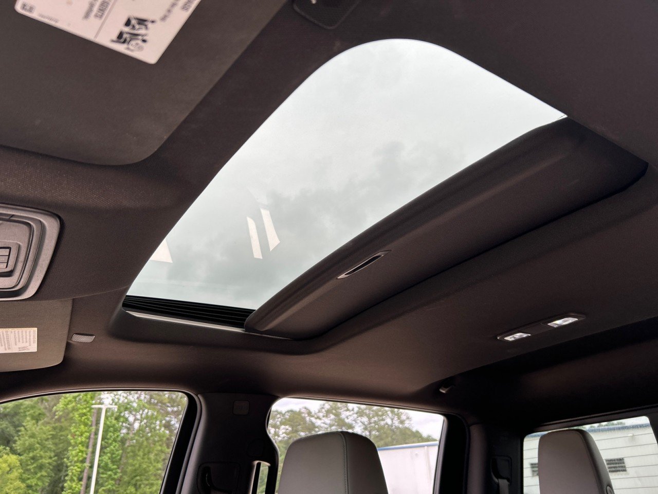 Used 2021 SUMMIT WHITE Chevrolet LTZ image 23