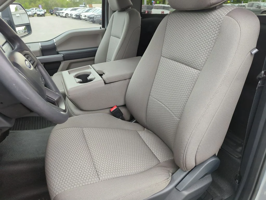 Used 2022 Silver Ford XLT image 12