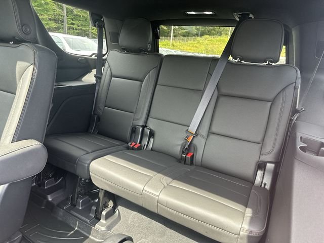 Used 2023 Red Chevrolet High Country image 29