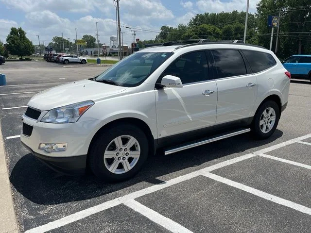 Used 2012 White Chevrolet 2LT image 2