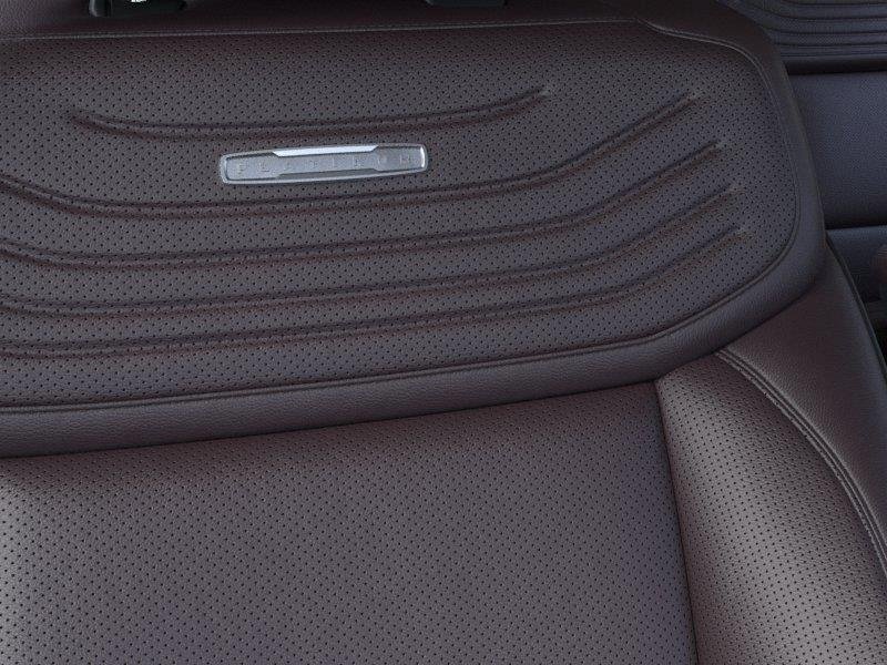 New 2026 Space Silver Ford Platinum image 9
