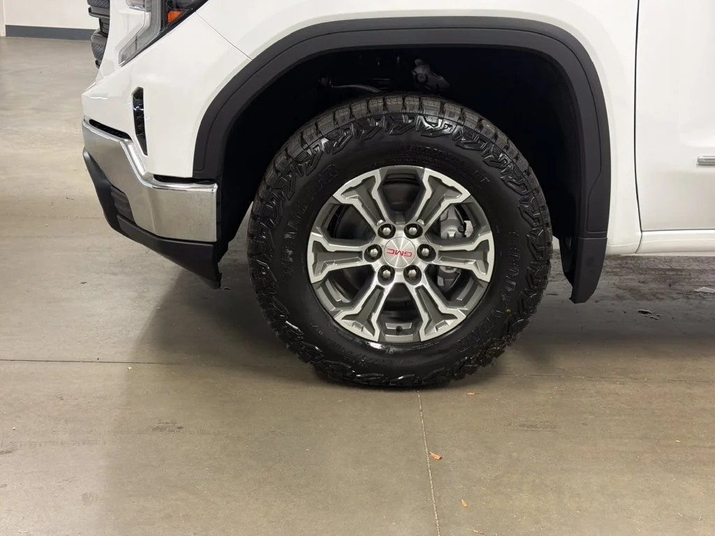 2026 GMC Sierra 1500 Pro - Photo 10