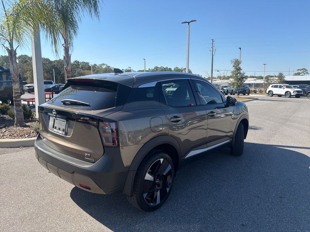 New 2026 Nissan Kicks SR 4D Sport Utility