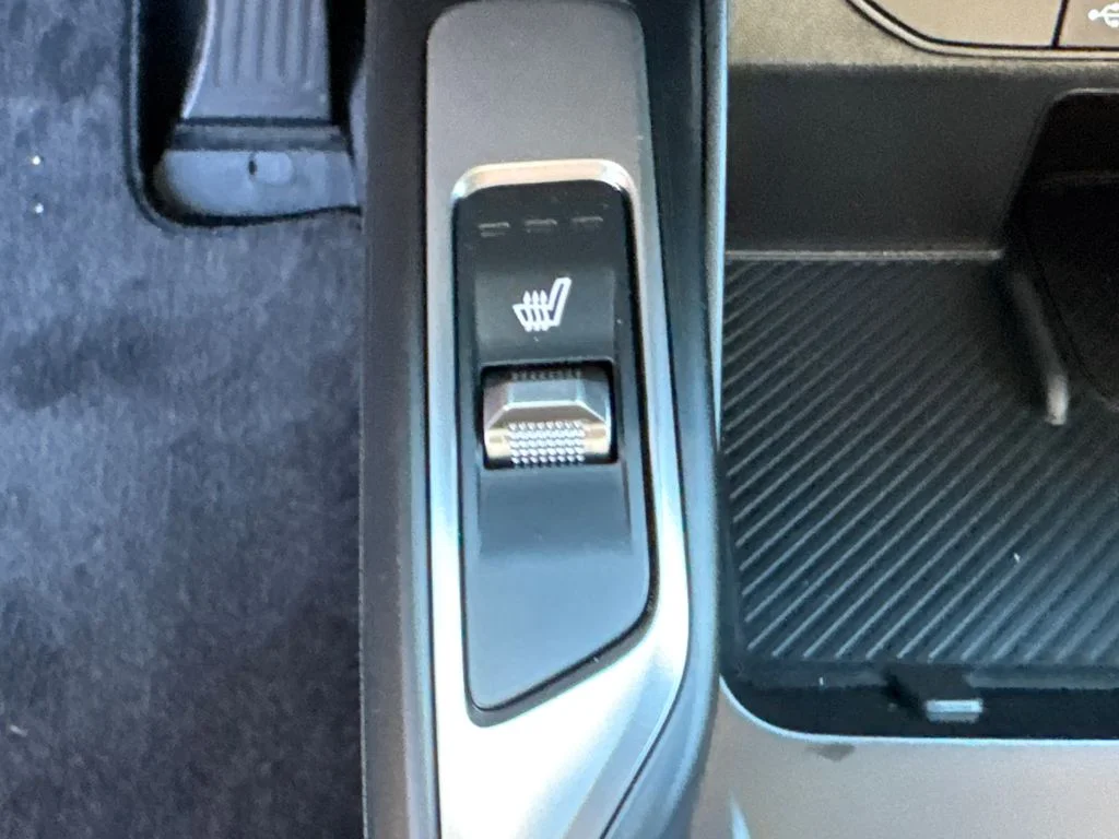 New 2026 Black Kia EX image 31