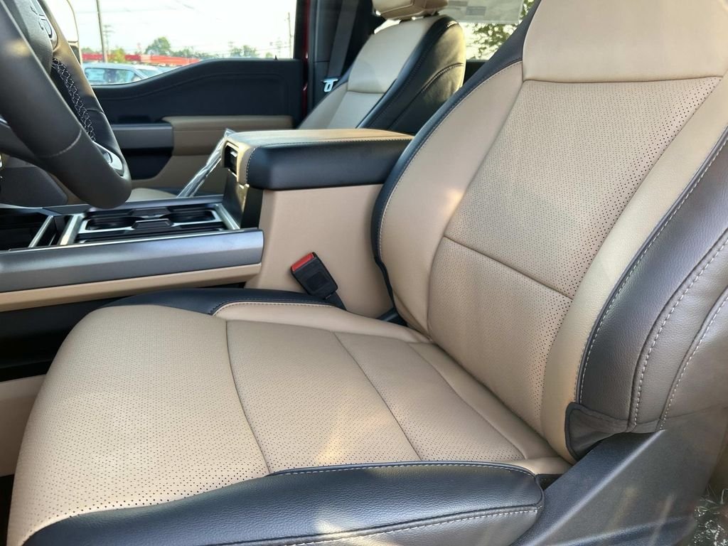 New 2026 Ruby Red Metallic Tinted Clearcoat Ford F-250® Lariat® image 17