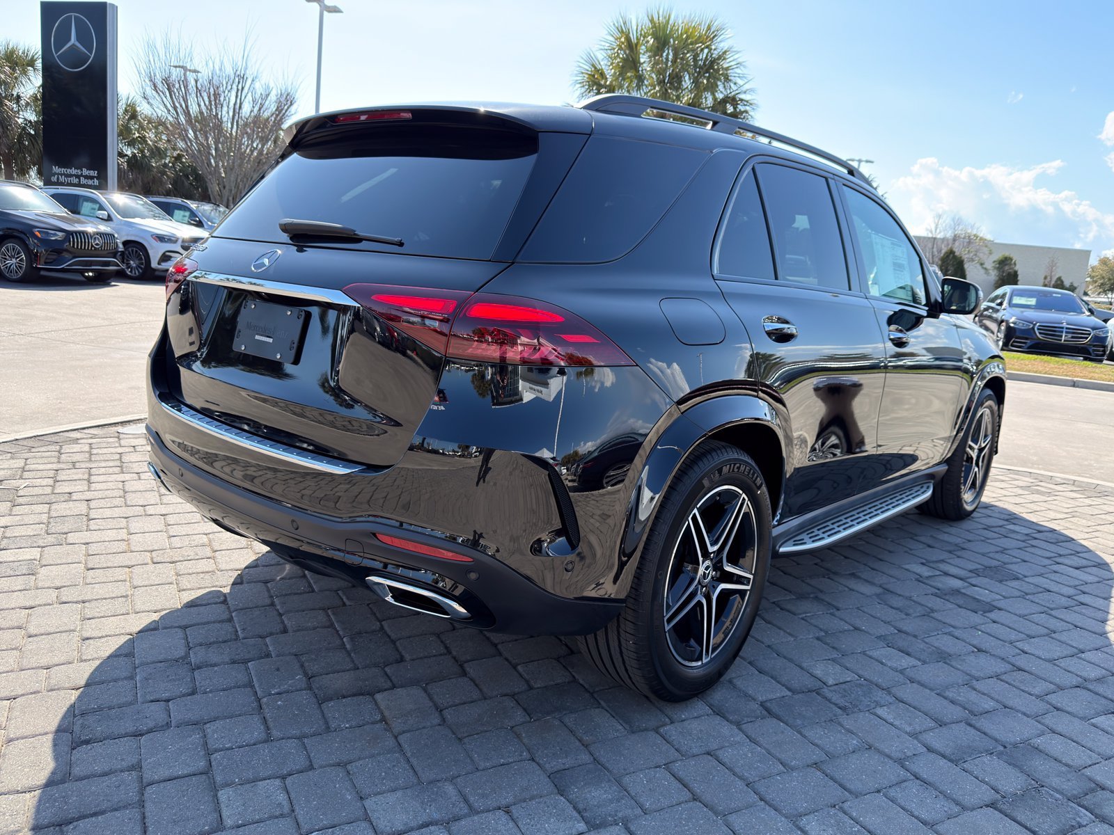 New 2026 Obsidian Black Metallic Mercedes-Benz GLE 350 image 36