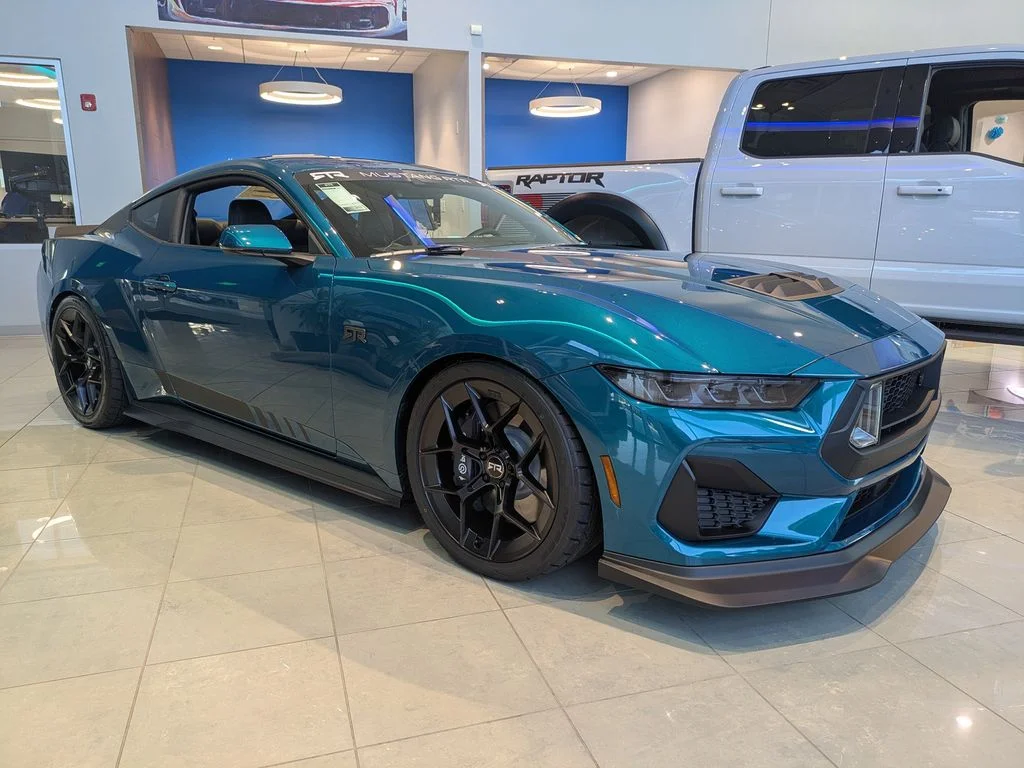 New 2026 Adriatic Blue Metallic Ford GT Premium image 2