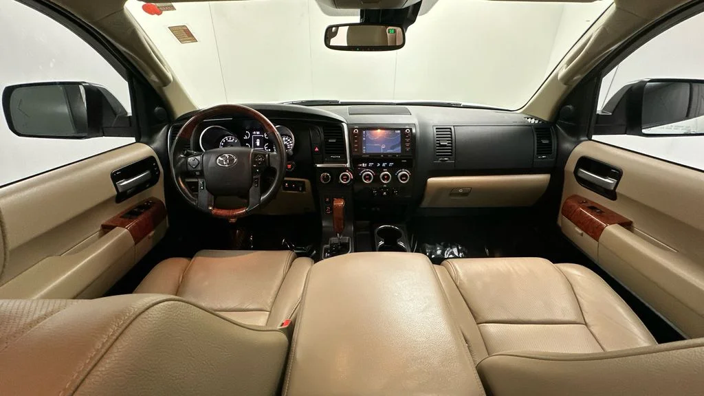 Used 2020 White Toyota Platinum image 25