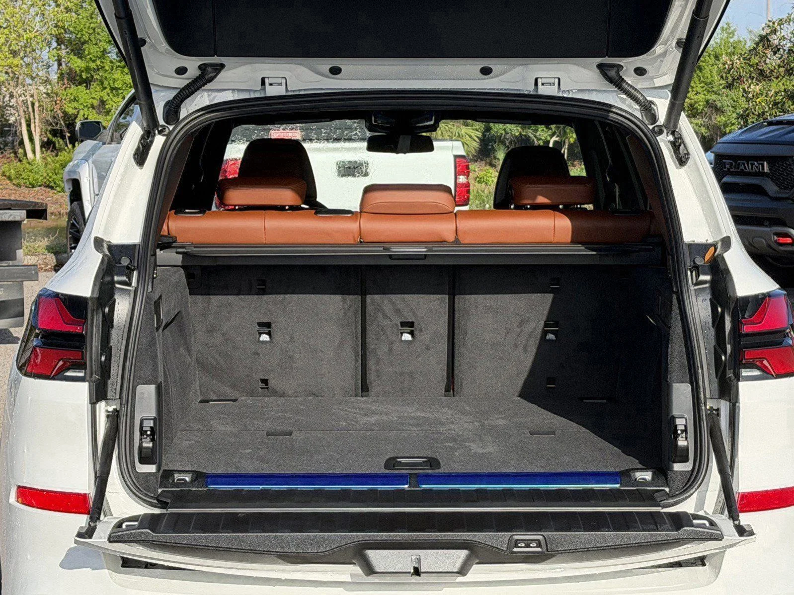 2026 BMW 3 Series 330i - Photo 11