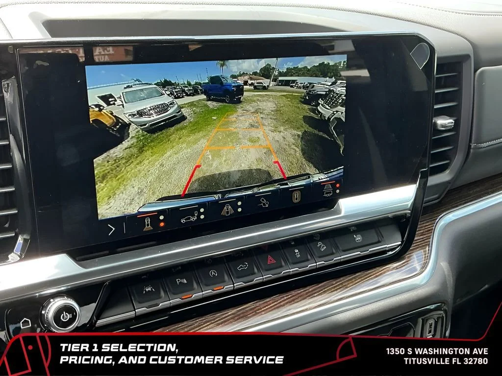 New 2026 Sterling Metallic GMC Elevation image 23