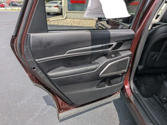Used 2021 Purple Kia LX image 21