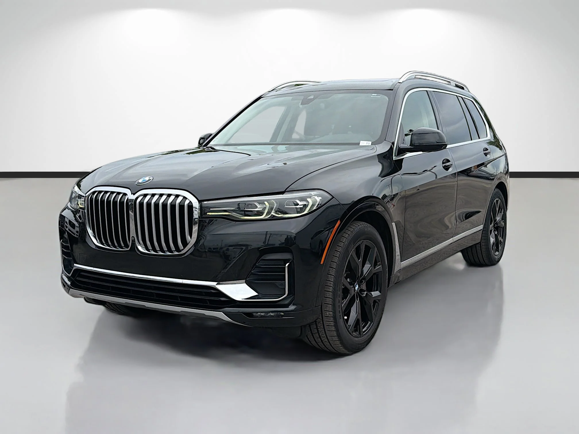 Used 2022 Black Sapphire Metallic BMW xDrive40i image 7