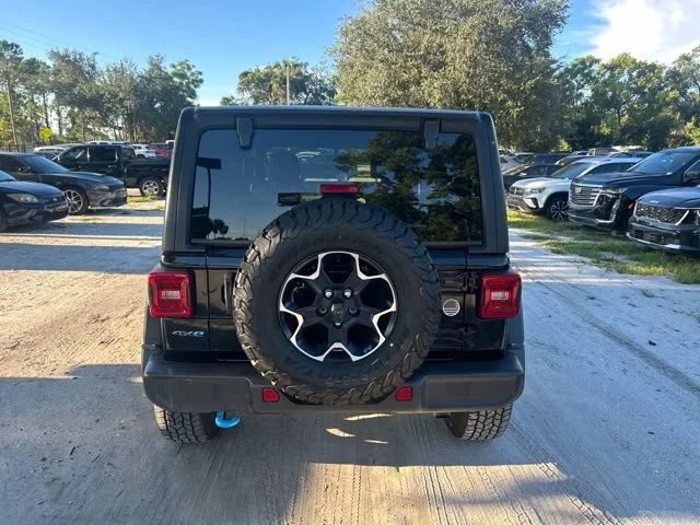Used 2022 Black Clearcoat Jeep Unlimited Rubicon image 16