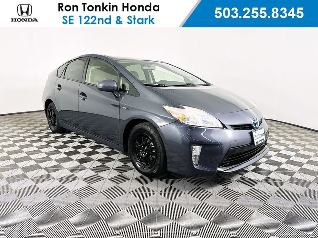 2015 Toyota Prius Three