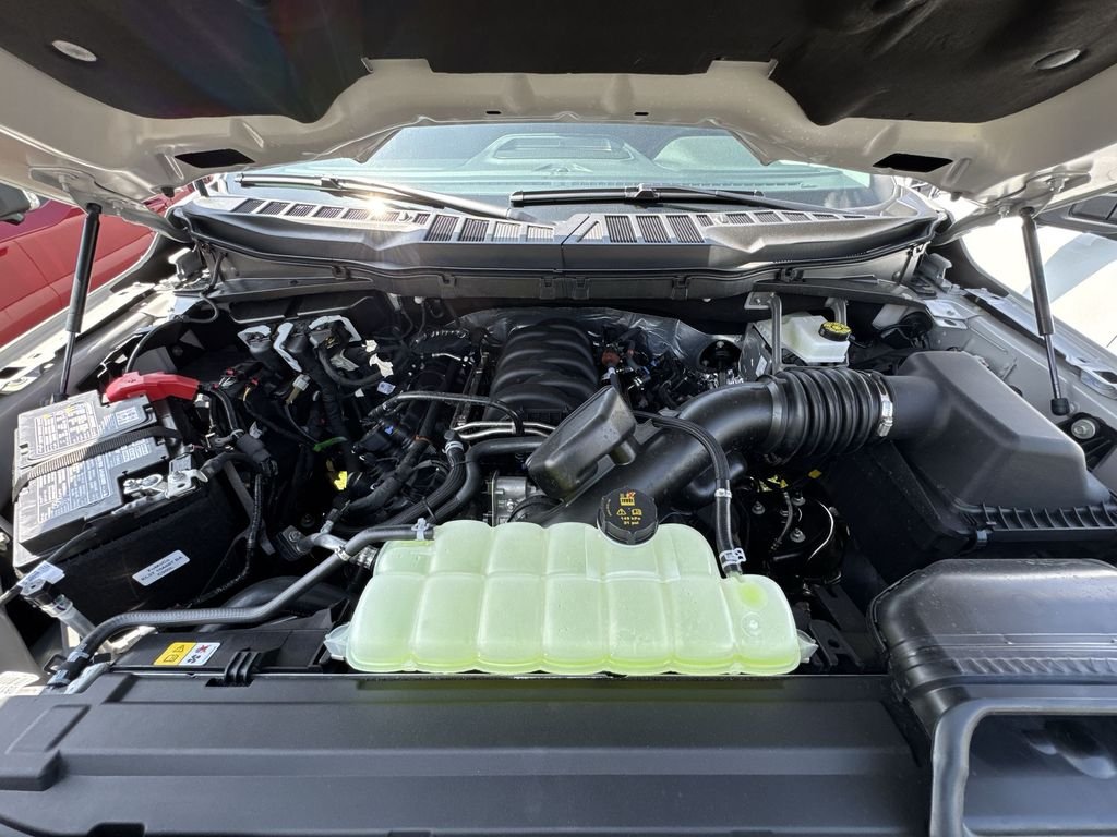New 2026 White Ford XLT image 17