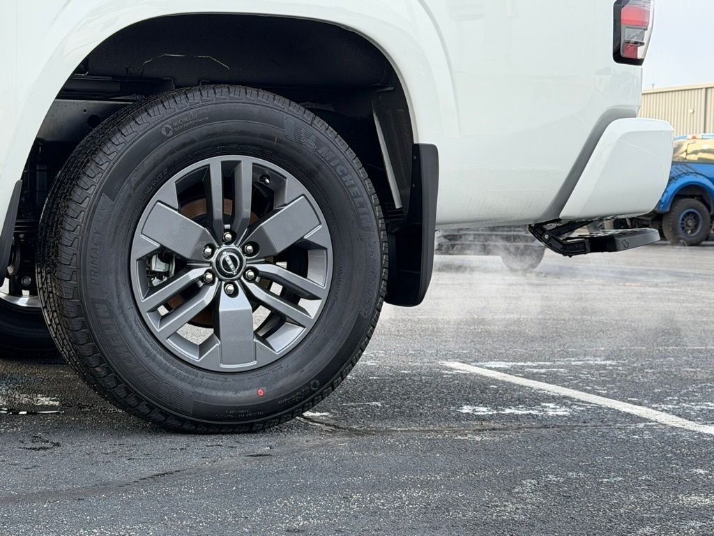New 2026 Glacier White Nissan SV image 35
