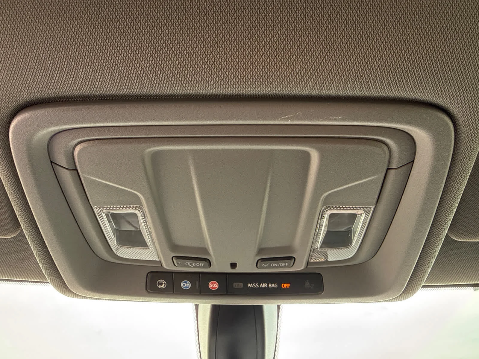 Used 2022 Cardinal Red GMC Elevation image 23
