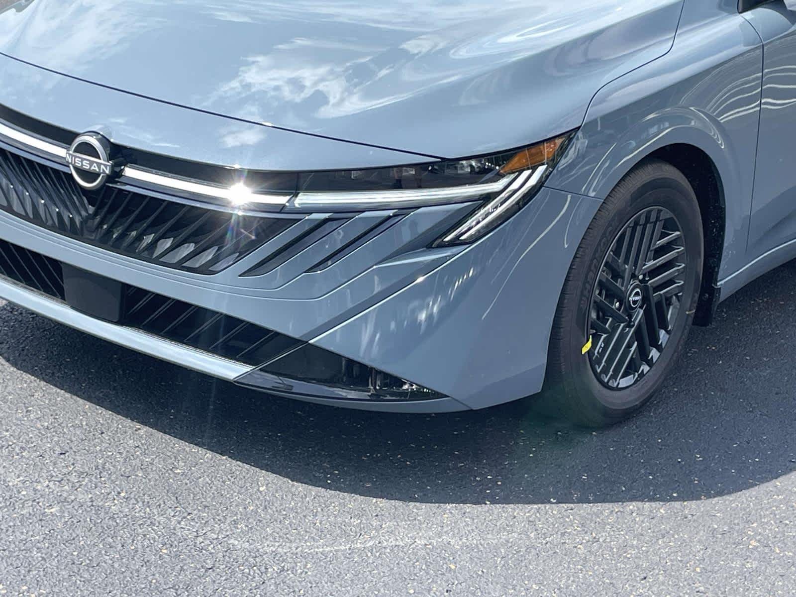 New 2027 Atlantic Gray Metallic Nissan SV image 13