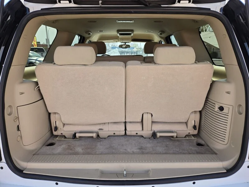Used 2007 Summit White GMC SLE image 11