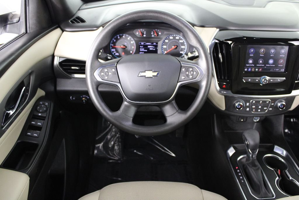 2023 Chevrolet Traverse LS - Photo 16