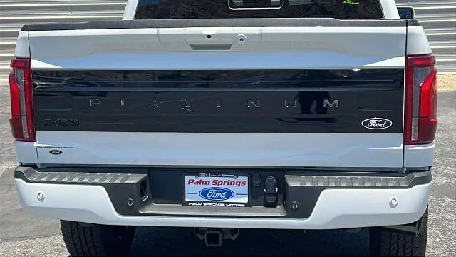 New 2026 Star White Metallic Tri-Coat Ford Platinum® image 27