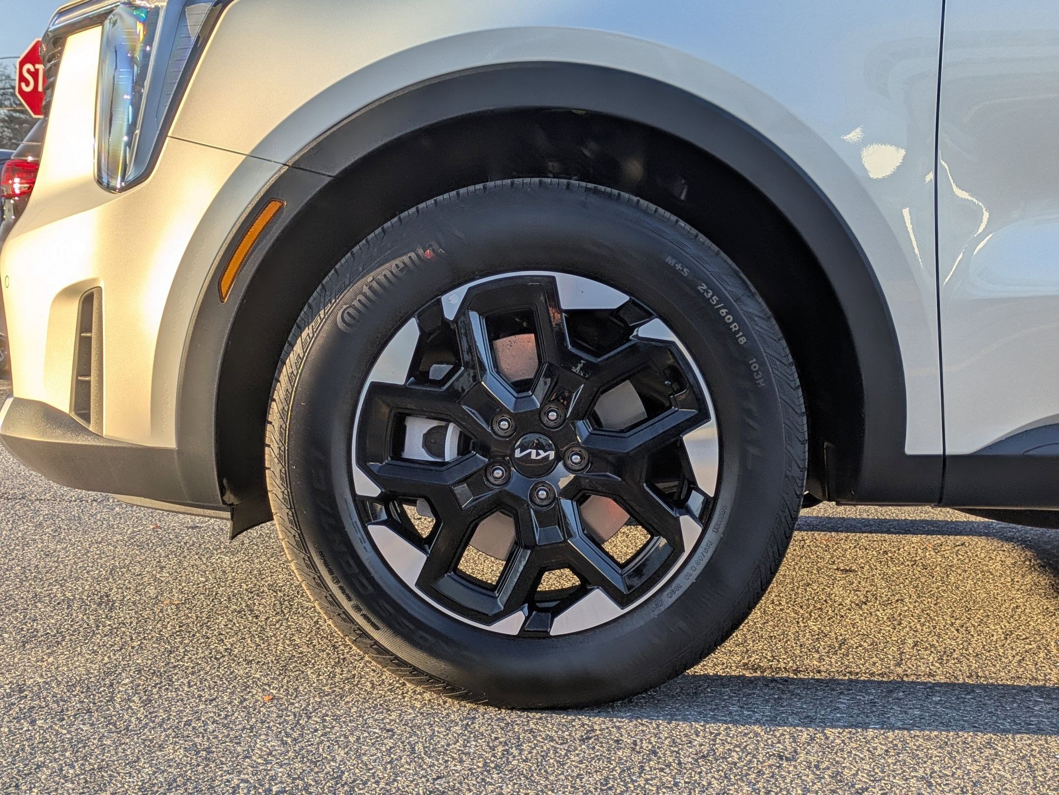 2026 Kia Sorento S - Photo 8