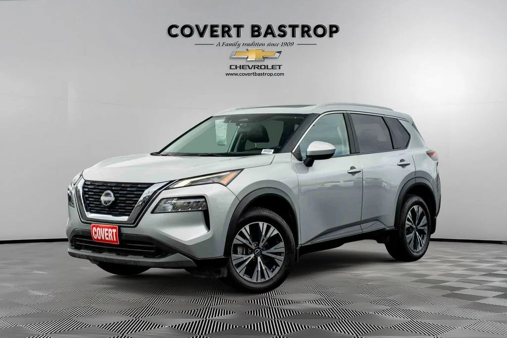 Used 2023 Silver Nissan SV image 1