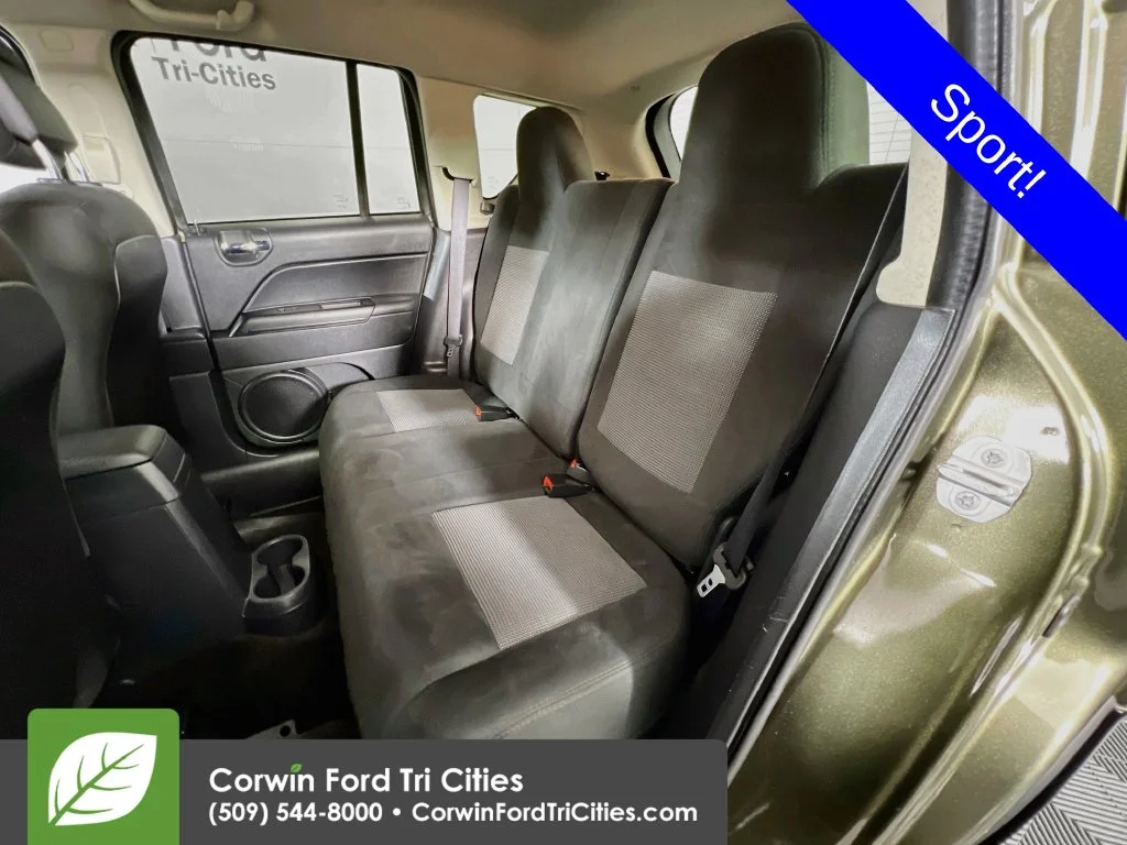 Used 2016 Green Jeep Sport image 24
