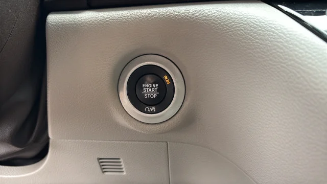 Used 2017 Gray Chrysler Touring-L Plus image 28