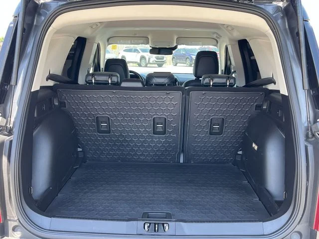 Used 2021 Gray Ford Outer Banks image 40