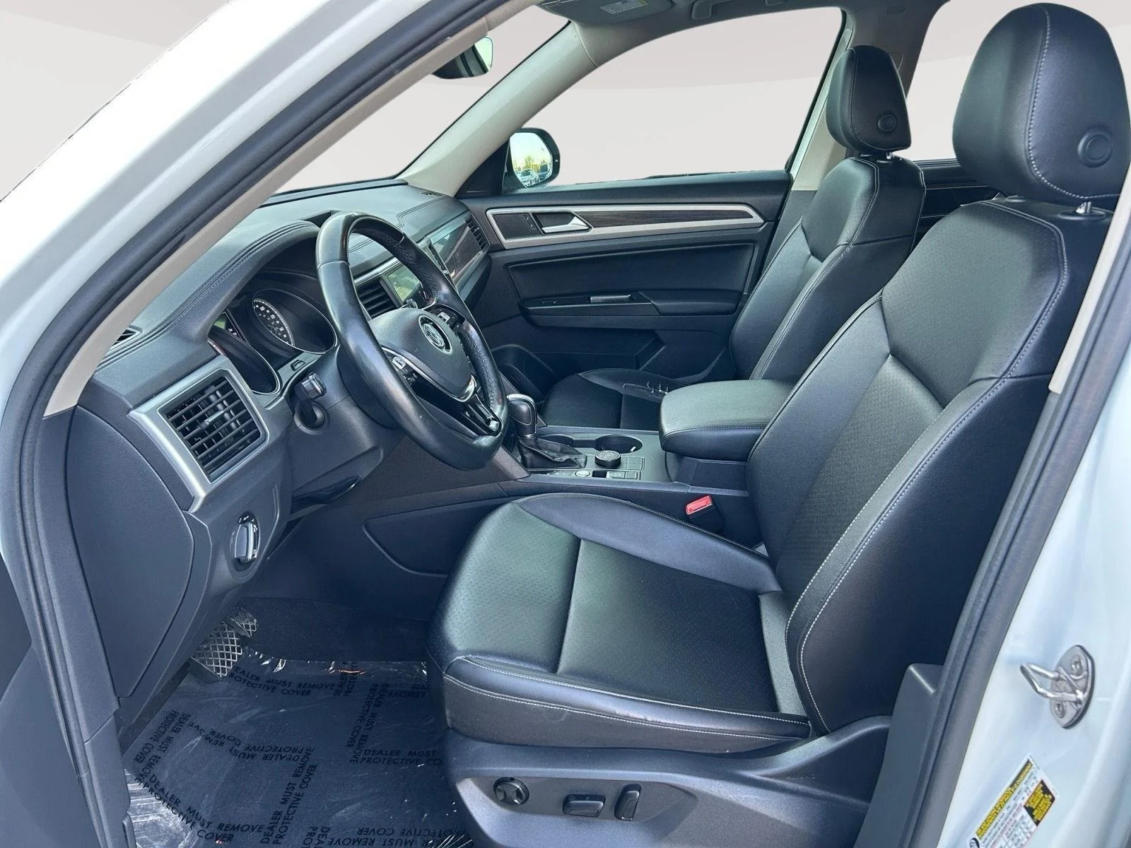 Used 2019 WHITE Volkswagen 3.6L V6 SE w/Technology image 5