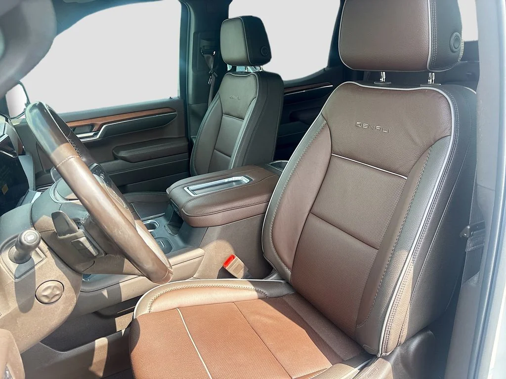 Used 2022 Summit White GMC Denali image 22