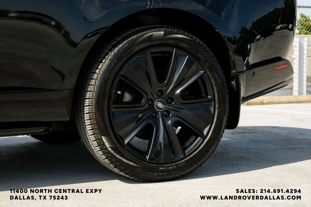 Used 2023 Black Land Rover SE image 64