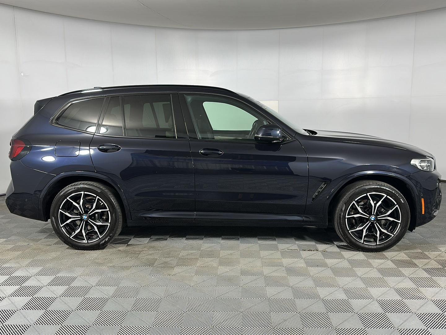 Certified Used 2023 Carbon Black Metallic BMW xDrive30i image 33