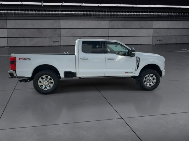 Used 2025 White Ford King Ranch image 9