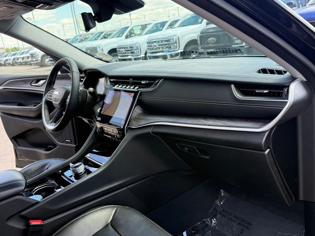 Used 2023 Black Jeep Limited image 19