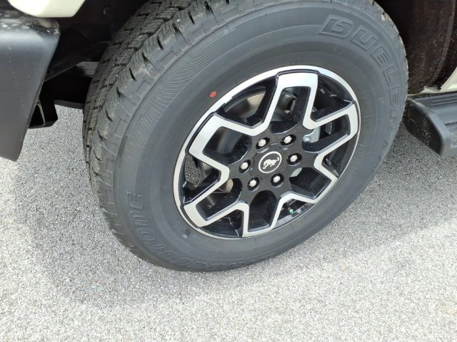 New 2026 Desert Sand Ford Outer Banks image 17