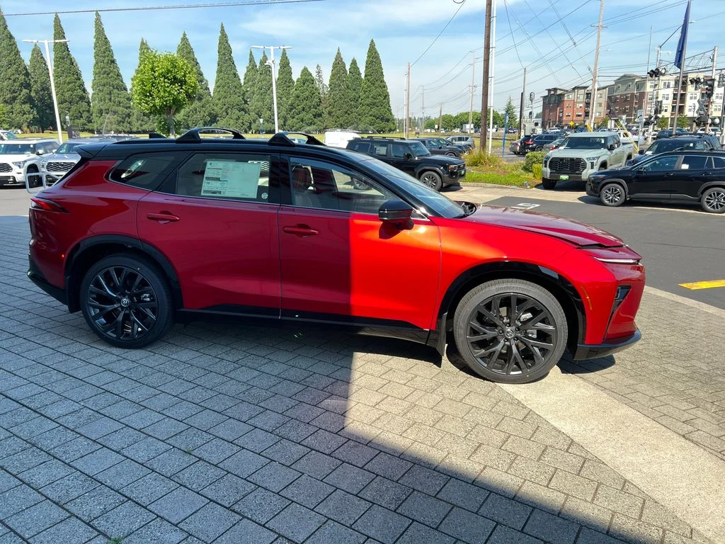 New 2026 Finish Line Red with Black roof Toyota Limited image 6