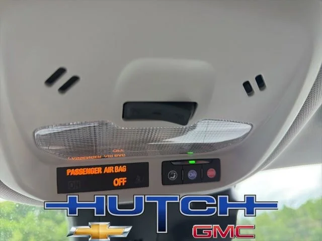 New 2026 Mosaic Black Metallic Chevrolet ACTIV image 37