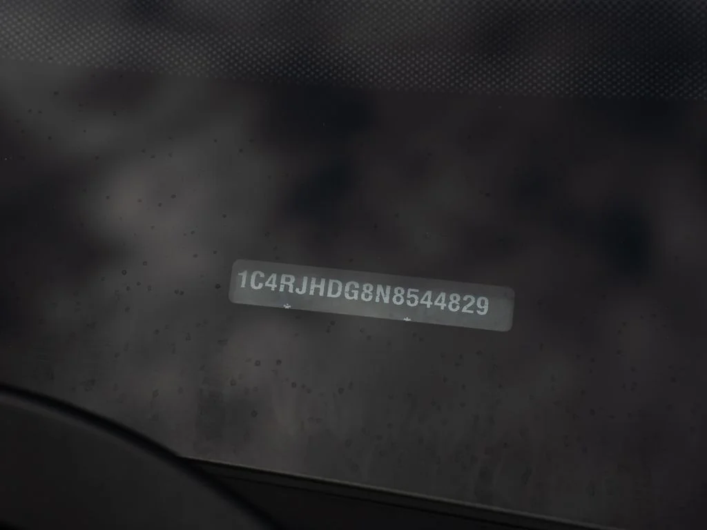 Used 2022 Silver Jeep Overland image 31
