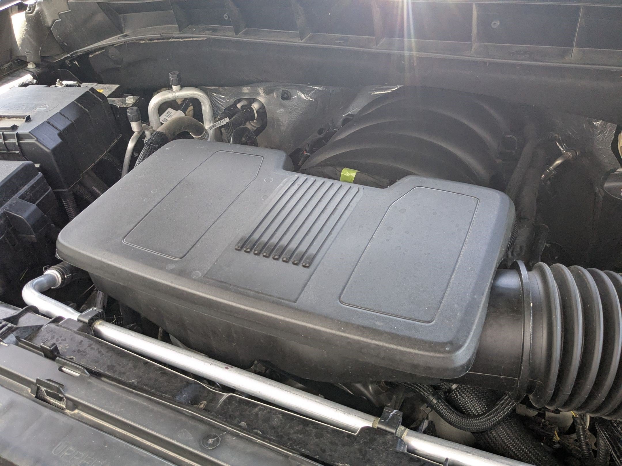Used 2024 Onyx Black Metallic GMC Elevation image 37